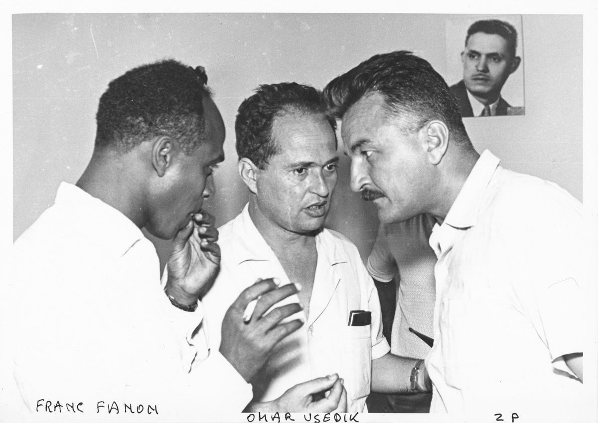 Fanon, Usedik i Pečar u Fanonovom stanu u Tunisu (1960), Dokumentacija MAU