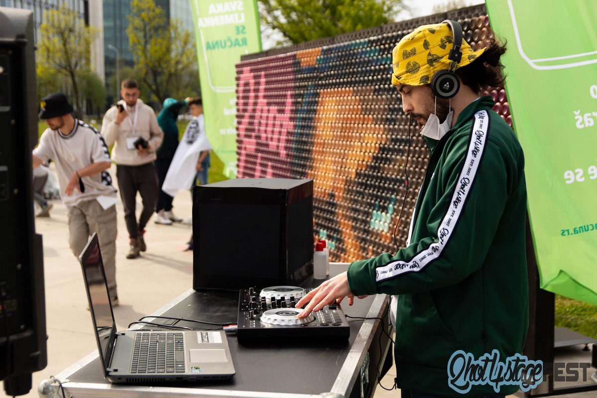DJ Спaлe
