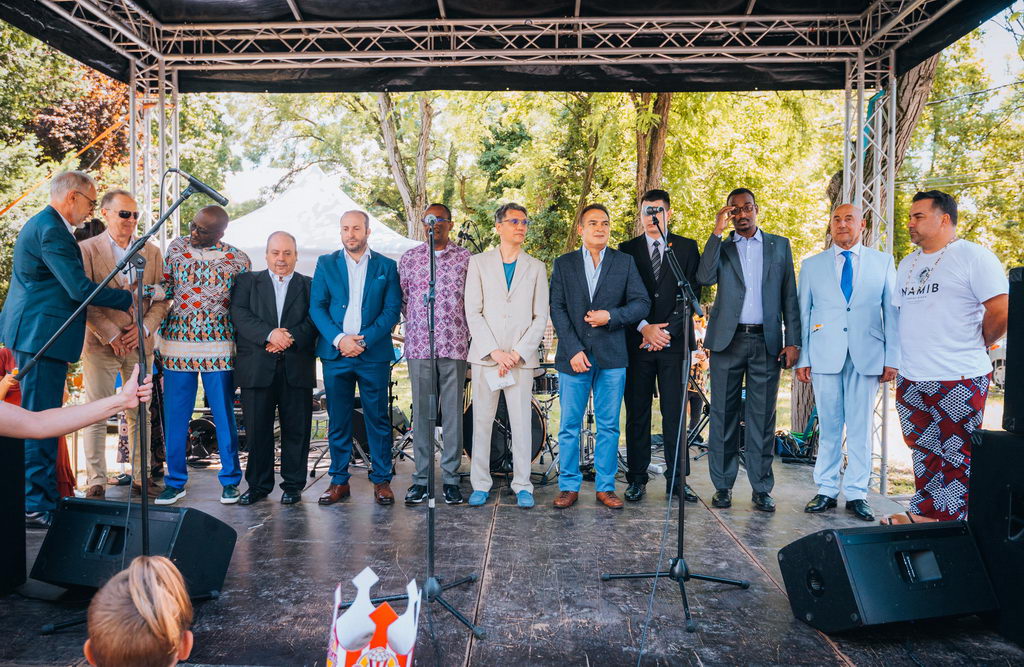 OFFICIAL AFRO FESTIVAL CEREMONY
