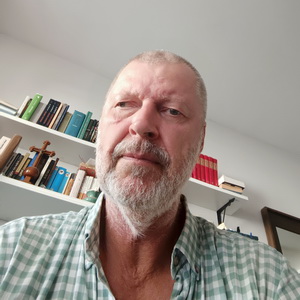 Dr. Robert Piętek