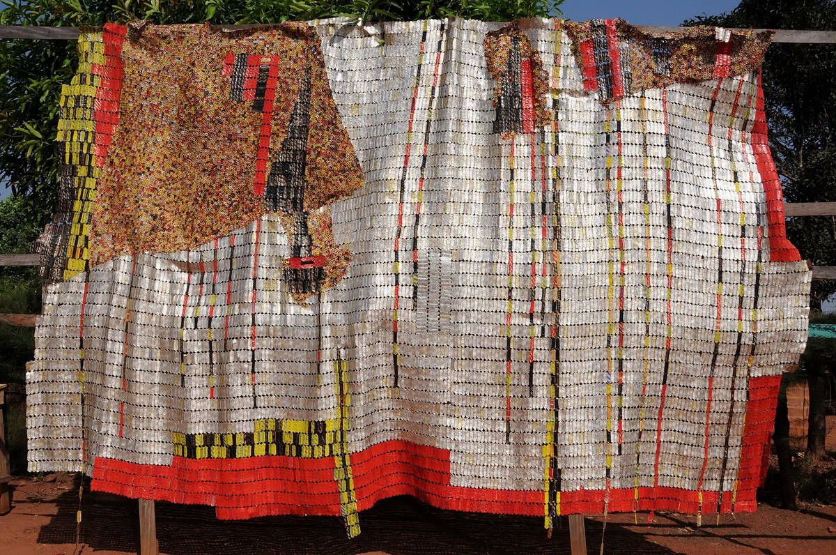 El Anatsui, Rain Has No Father? (2008), flattened bottle tops